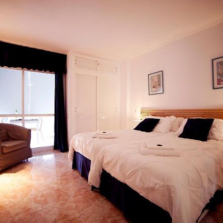 Apartamentos Dc Benalmádena Eksteriør bilde